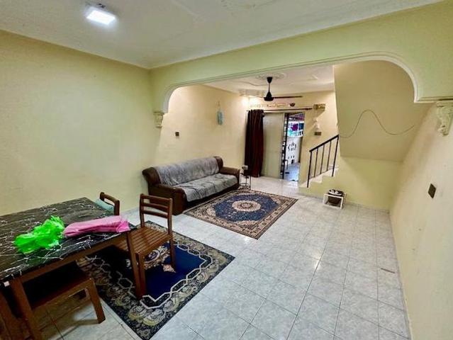 Kota Masai Jln Pulasan Double Storey LMC 3 Bilik Renovated