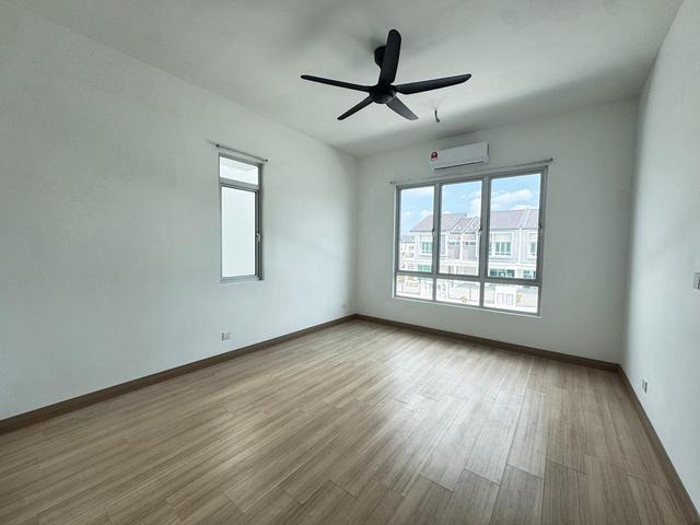 Kota bayu emas house for rent