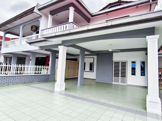 Kota kulai double storey semi d freehold