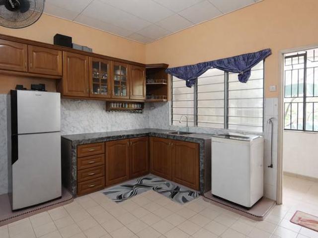 Kota kemuning Bukit Rimau Townhouse Corner lot nearby Aeon Big Malll