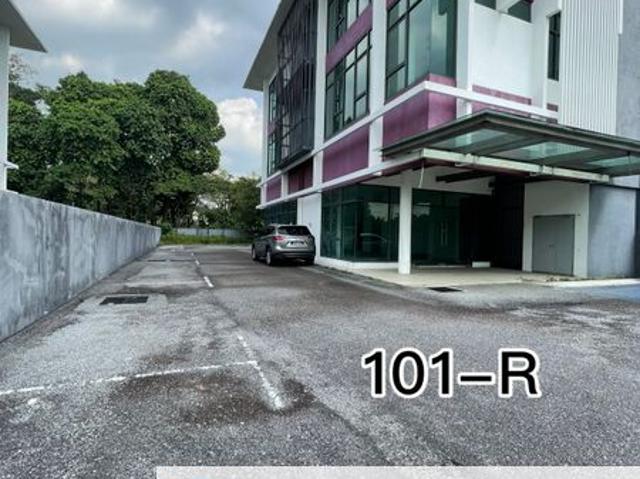Kota Kemuning Commercial Semi D for sale