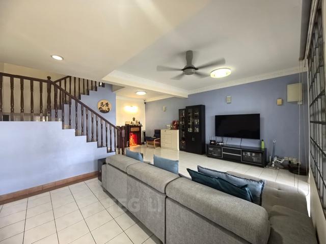 Kota Kemuning Double House For Rent