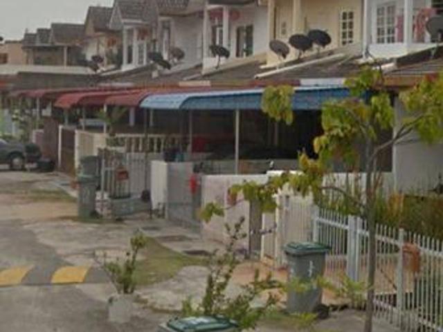 Kota Laksamana 2 adjoining unit Townhouse Upper Lower unit 2600 sf