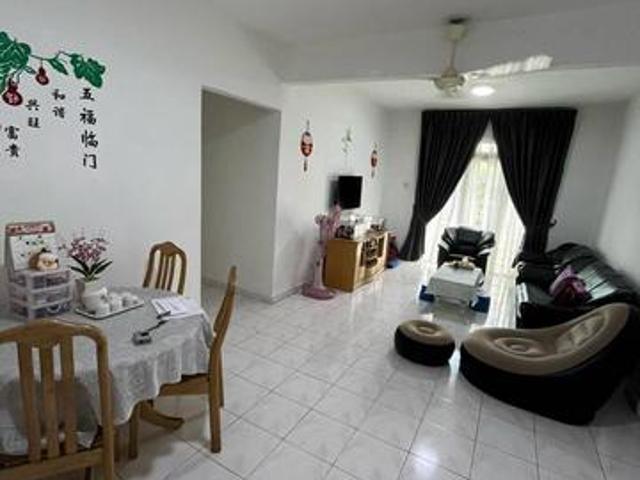 Kota Puteri Masai medium cost flat 3bedrooms freehold full loan sale