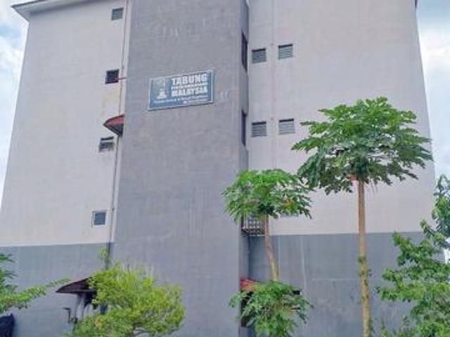 Kota Tinggi Rumah MurahFull LoanTingkat 4Unit TerhadSatu Sahaja