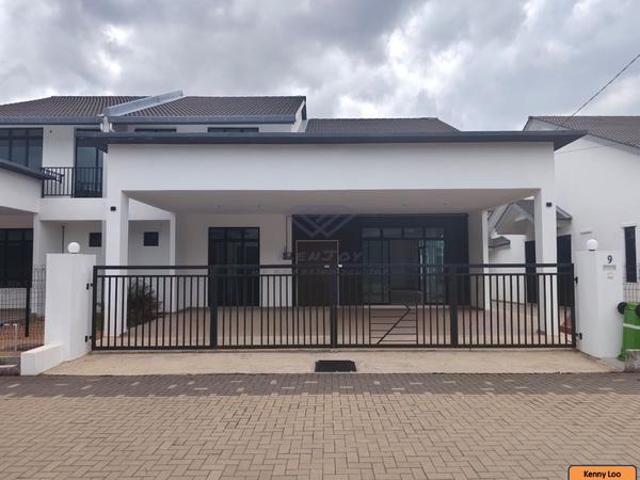 Kotasas P12 NEW 15 Story SEMI D House