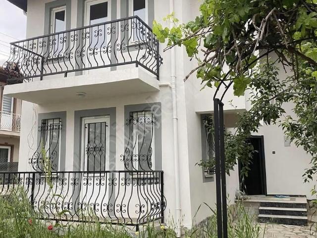 Köteklide Sıfır Tadilatlı Bahçeli Kiralık Müstakil Dublex Daire