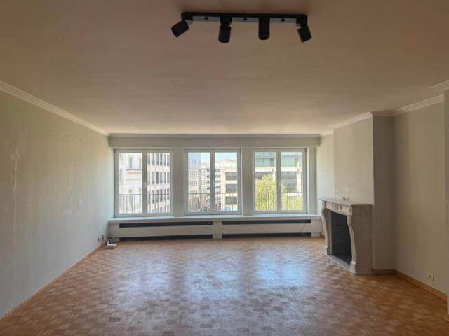 Kouter, ruim met suitekamer