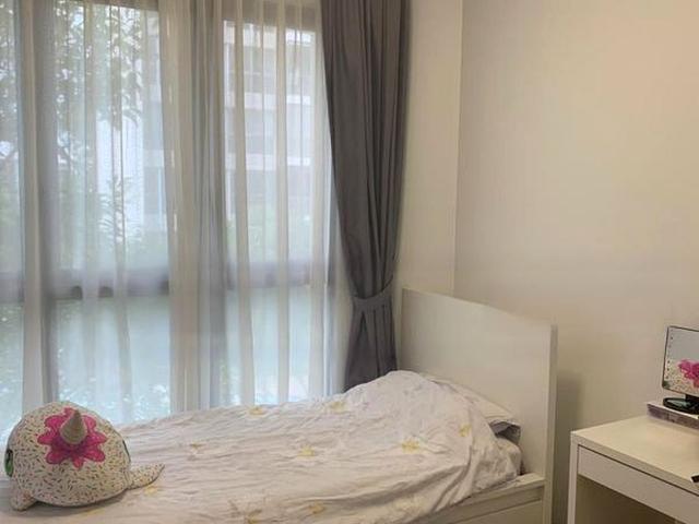 Kovan Regency D19, Condominium