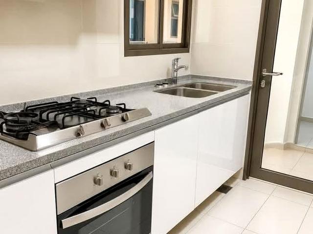 Kovan Regency D19, Condominium