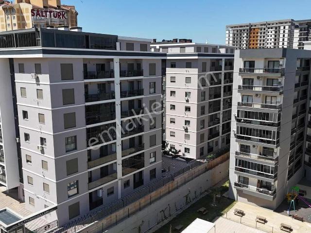 Koyunderede Satılık Daire 3+1 Lüks Havuzlu Sitede Gazi Mah