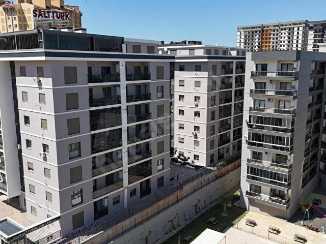 Koyunderede Satılık Daire 3+1 Lüks Havuzlu Sitede Gazi Mah