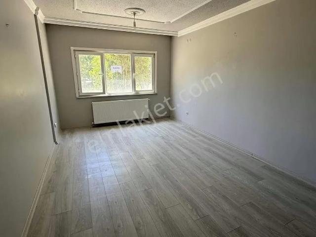 Ç.köy Tepe Emlak Konutlarında 2+1 Kiralık