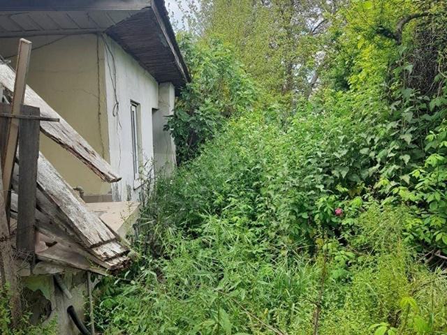köyceğiz kavakarasında satılık 2059 m2 bahçe içinde köyevi
