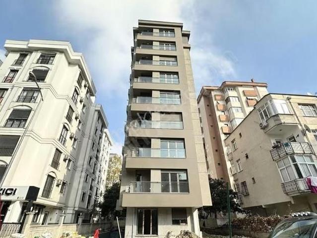 Kozyatağın'da Kozzy Avm'ye Yakın 2025 Yapımı Sıfır Satılık 2+1