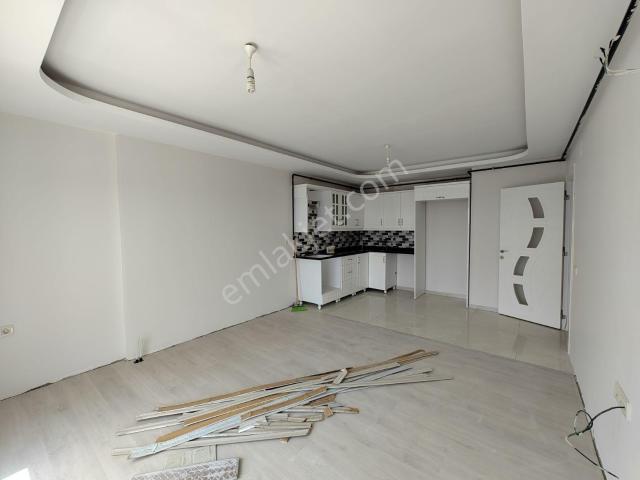 Kozan Caddesi'nde Açık Mutfak 75 M² Net 2+1