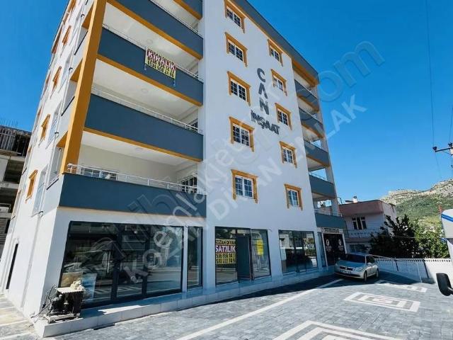 Kozan Divan Emlak'tan Tavşantepe'de Ana Yol Üstünde 65 M2 İşyeri