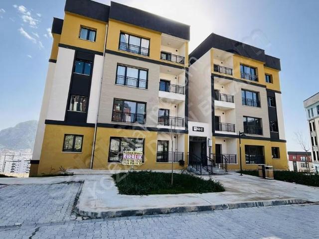 Kozan Divan Emlak'tan Yeni Tokilerde Kiralık 3+1