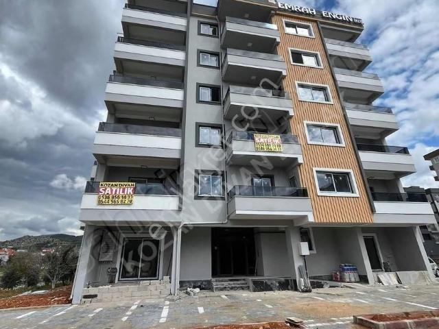 Kozan Divan Emlak'tan Hastane'ye Komşu Sıfır 2+1