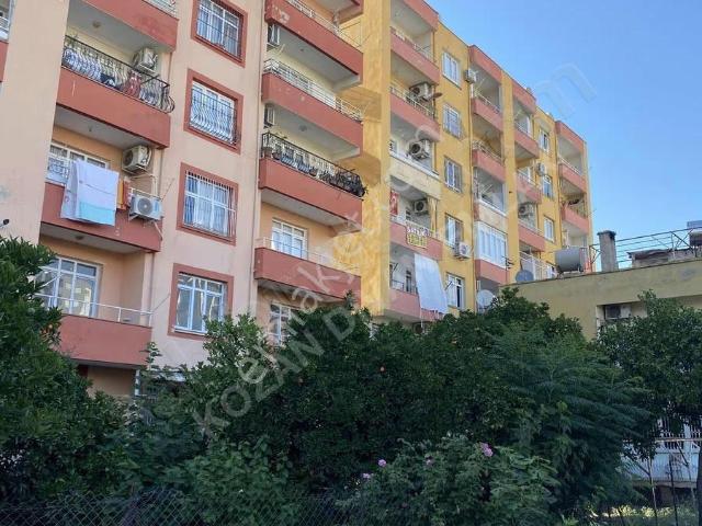 Kozan Divan Emlak'tan Merkezde Az Katlı Ara Kat Ful Yapılı Daire