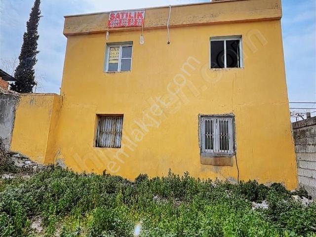 Kozan Gayrimenkulden Tavşantepede 2katlı Müstakil Ev