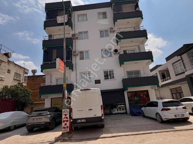 Kozan Gayrimenkulden Çarşıda 2+1 Lüks Daire