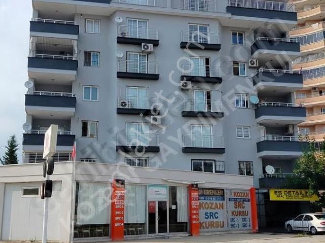 Kozan Gayrimenkulden Çevreyolunda Üniversite Yakını Daire
