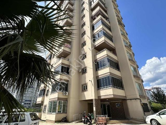 Kozan Gayrimenkul'den Stadyum Civarı 3 + 0 Daire