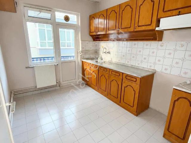 Kozanlar Gayrimenkul'den Kiralık 3+1 Daire