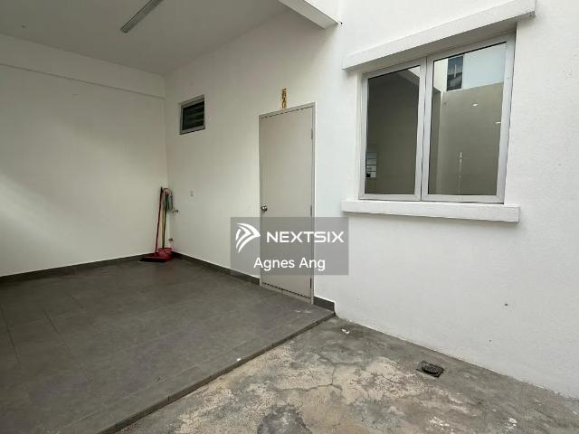 KOZI Square For Rent READY TO MOVE IN Fully furnished Suitable for students or busy professionals
