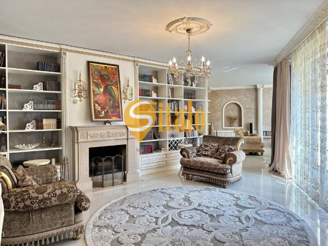 Козин,, аренда трёхэтажного дома долгосрочно, район