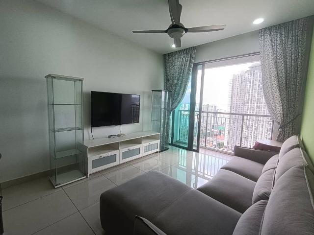 kl trader square, condominium