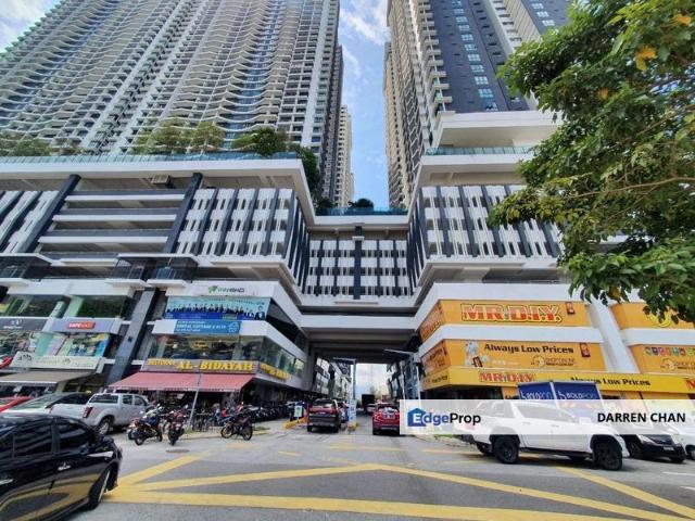 KL Traders Square