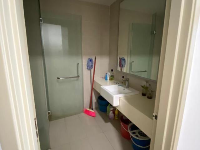 kl gateway premium residence, condominium