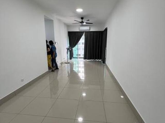 KL Sungai Besi Partially Furnished Razak City Residences RC Residence Service Residence For Rent