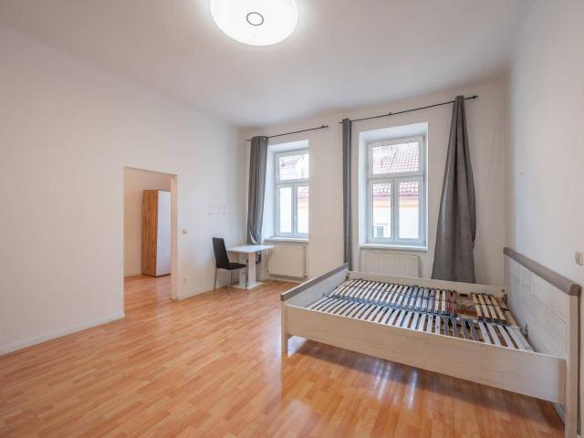 KLNB121+ sanierungsbedürftige 2 Zimmer Wohnung in sehr guter Lage! Airbnb/Kurzzeitvermietung Zustimmung aller Eigentümer vorhanden