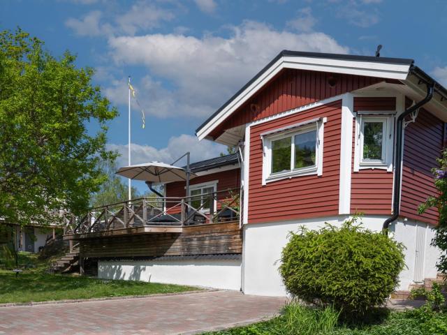 Klövbergsvägen 9