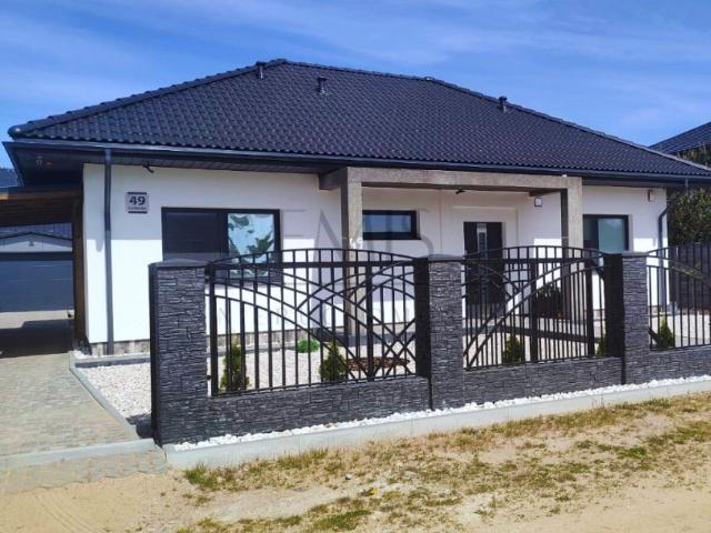 Klonowa 114,70 m², Przyjaźń