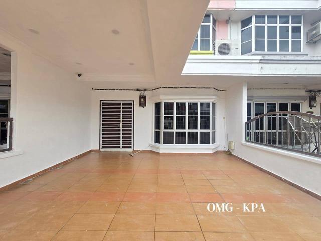 KLANG Taman Bayu Emas 2 Storey 20x78 Terrace House For Sale