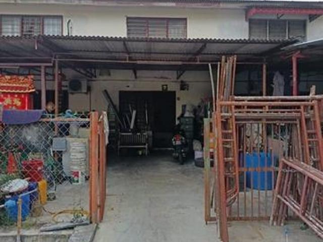 Klang Taman Sri Andalas 2 storey Intermediate Low Cost House