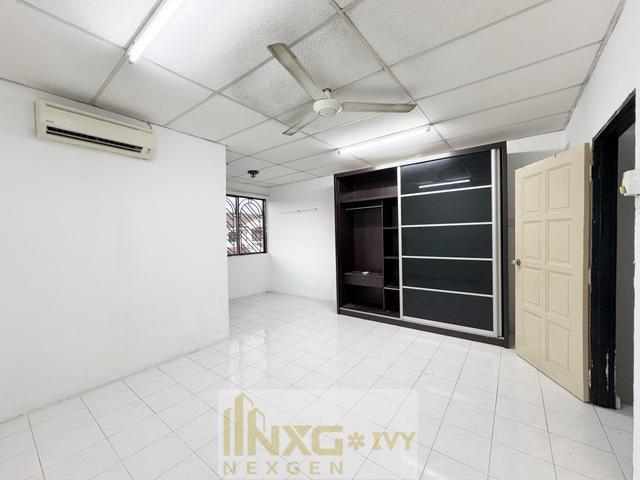Klang Utama 2 Storey House For Rent With Tabletop Aircond Rumah Sewa