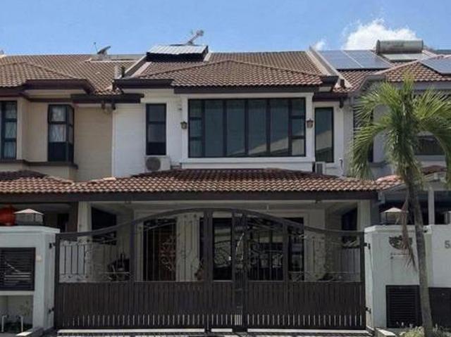 KLANG Bandar Bukit Tinggi 2 Double Storey Superlink House For Sale