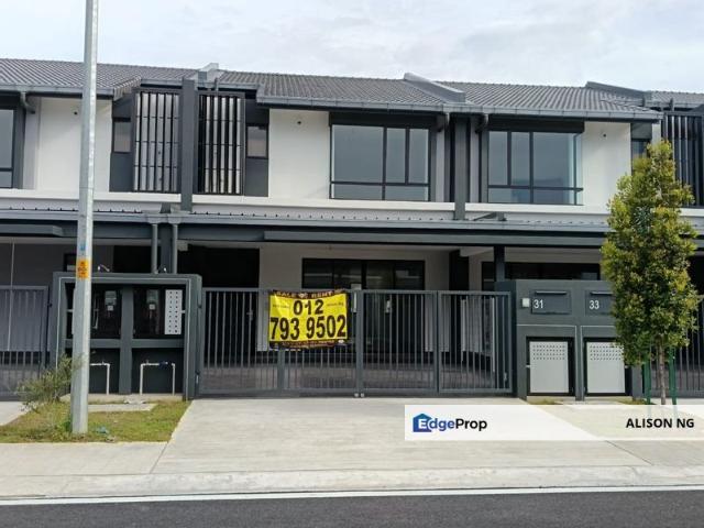Klang Bukit Raja Nadira 3 2 storey Intermediate Terrace House For Sales