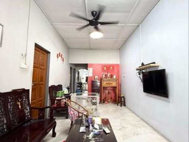 Klang Jaya Desa Utama 20x75 Renovated 105 Full Loan Freehold For Sale