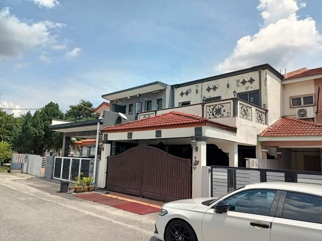 Klang Lorong Sanggul BANDAR PUTERI 22x75 Renovated Freehold Gated