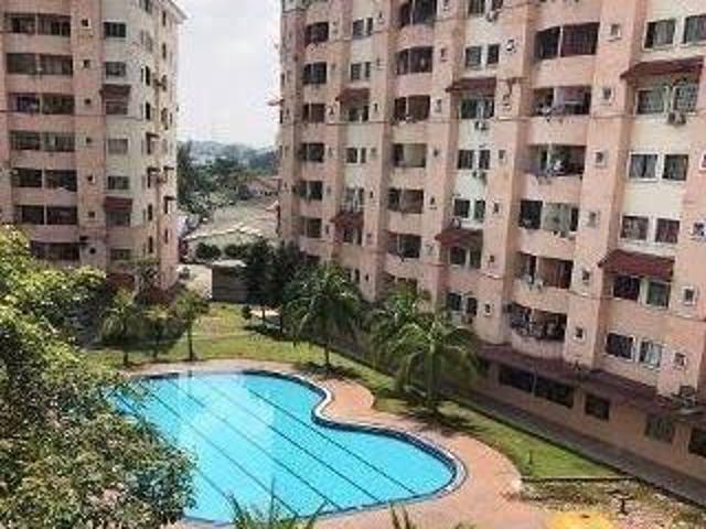 KLANG Perdana Villa Apartment For Sale 100 FULL LOAN Below Market