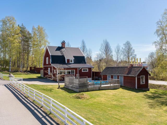 Kläppavägen 24