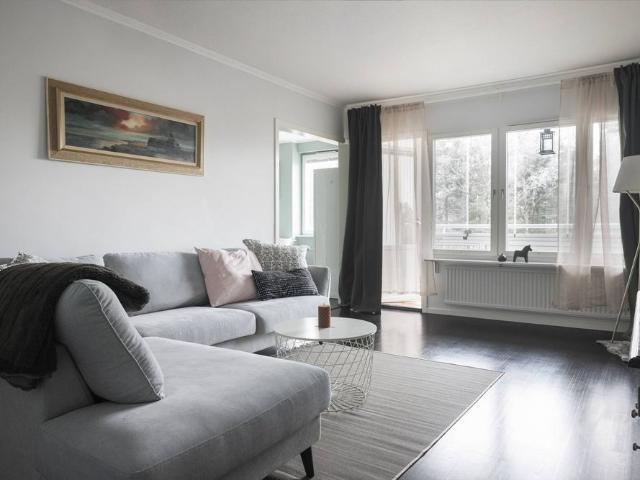 Klarabergsvägen, Vendelsö