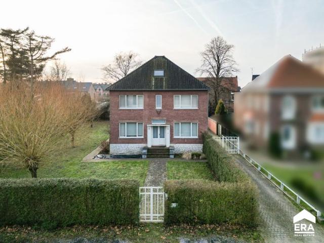 Klassevolle woning met 3 6 slaapkamers in centrum Zonhoven