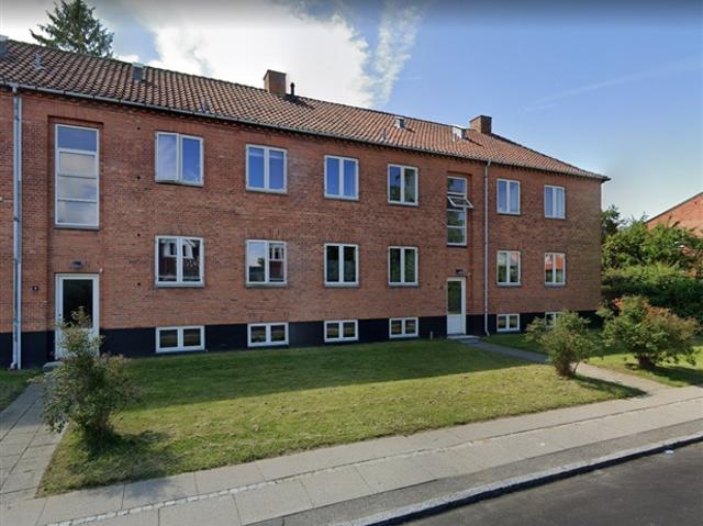 Klassik 2 værelses bolig i Kgs. Lyngby, Kongens Lyngby, København